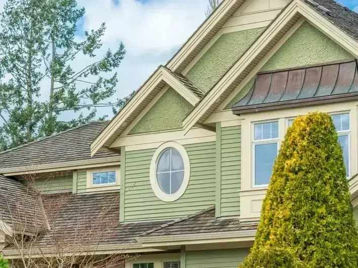 Professional Siding Painting services by Thomas J. Painting in Kirkland, WA &mdash; licensed Painter provider